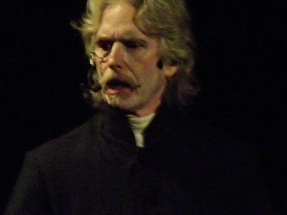 384247_287242351317824_1903076265_n